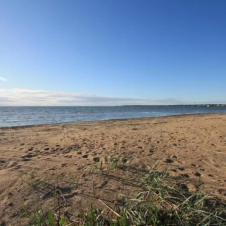 The Gorgeous Log House, That Brings Out The Smile! *
