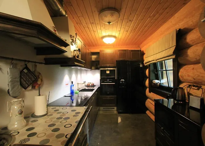 The Gorgeous Log House, That Brings Out The Smile!